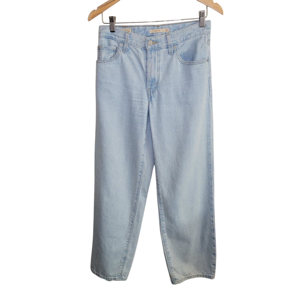 Levi's baggy dad jeans - the jeans of 2025!!!! 
Size 24